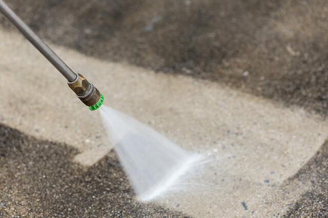 parking lot pressure washing in irvine